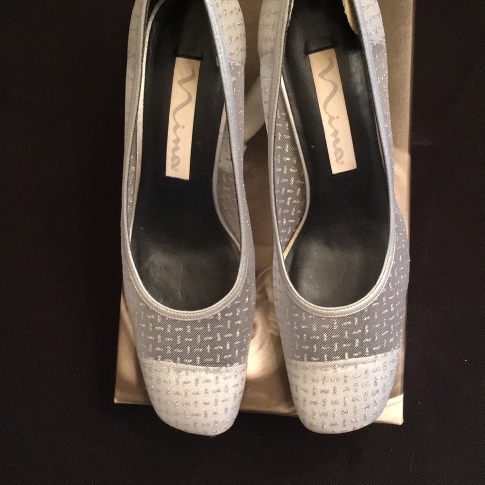 Nina Women’s Lotus Silver Baguet Heels